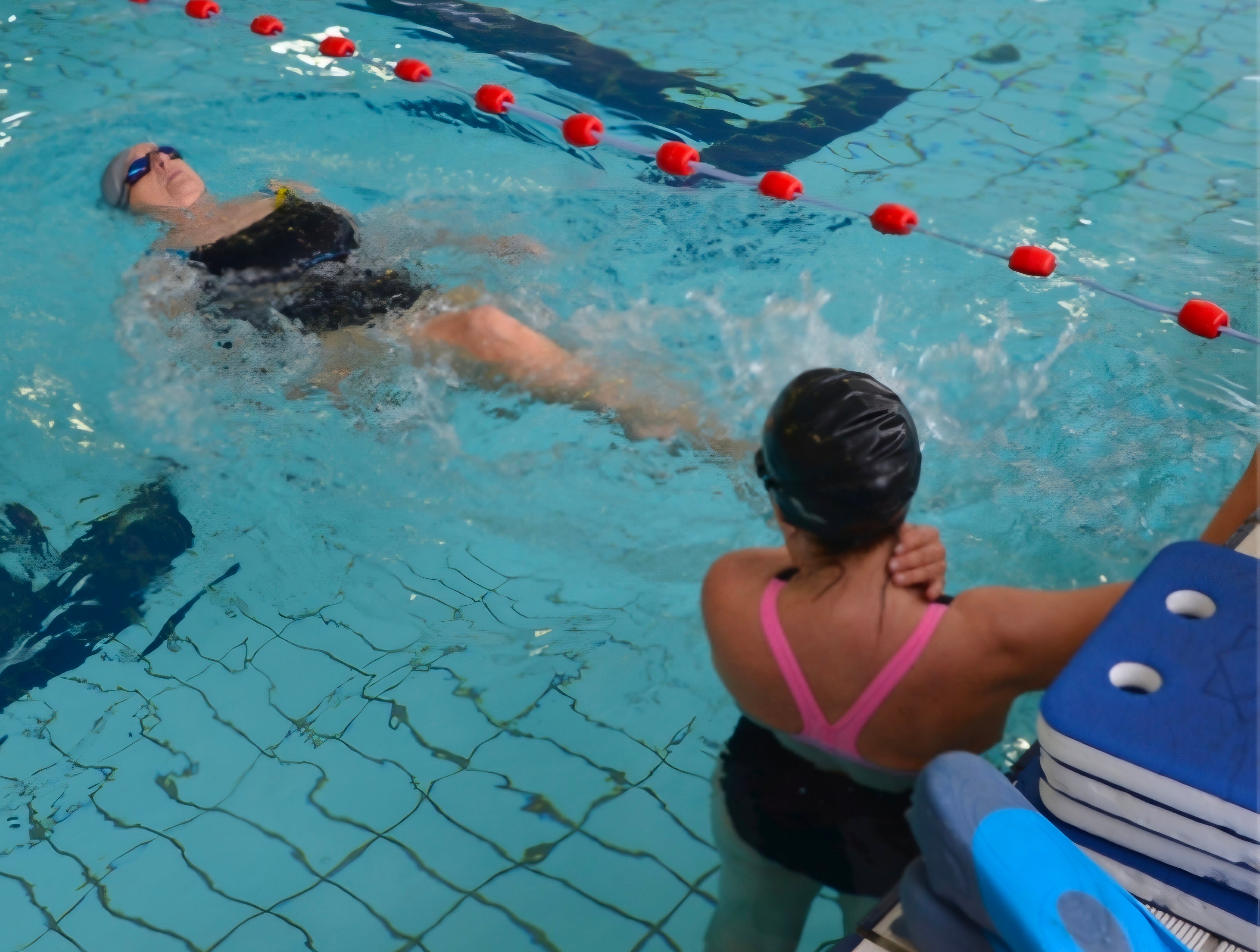 Coaching collectif de natation en piscine